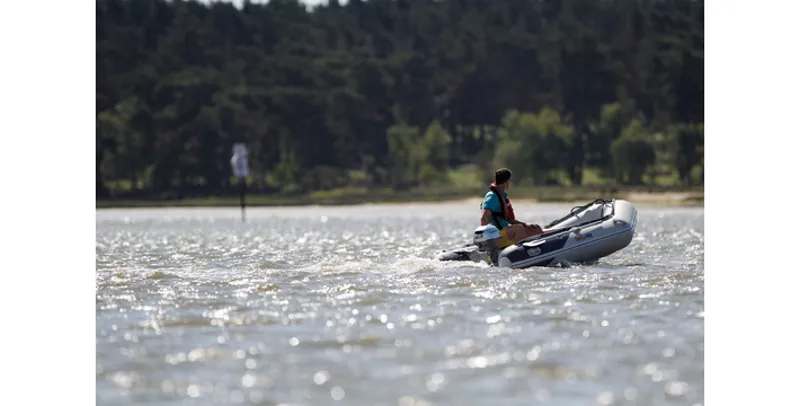 Honda 2.3hp Outboard-5