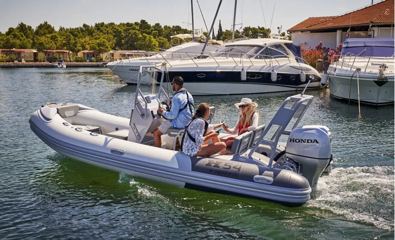 Highfield H-Series 5.4m-6.6m-8