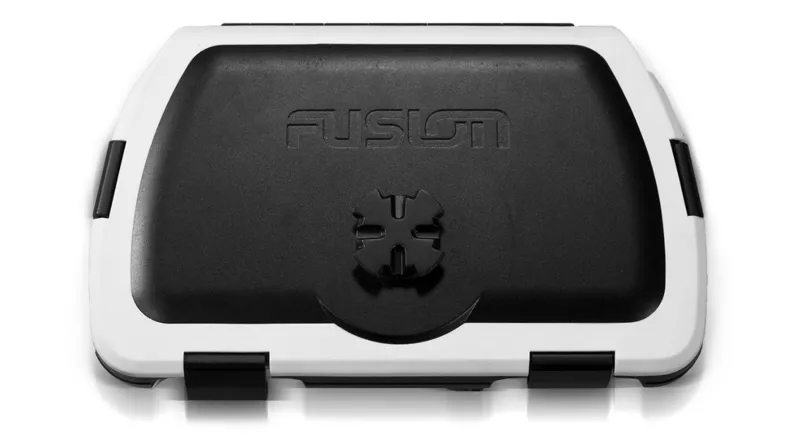 Fusion Active Safe Stereo Dock in White