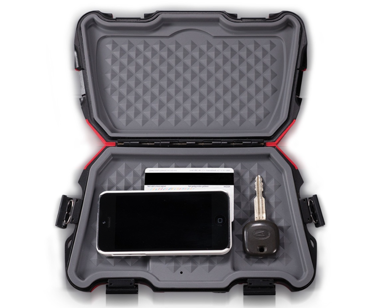 Fusion Active Safe Stereo Dock in Red-1