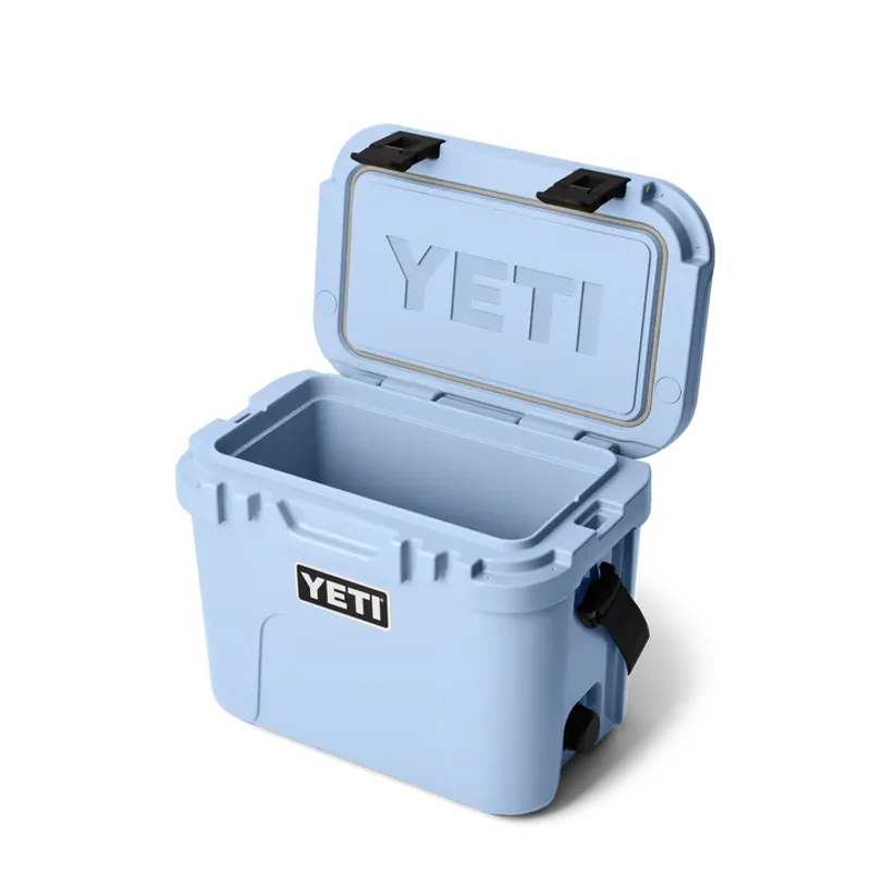 Yeti Roadie 15 Hard Cooler Big Sky Blue-1