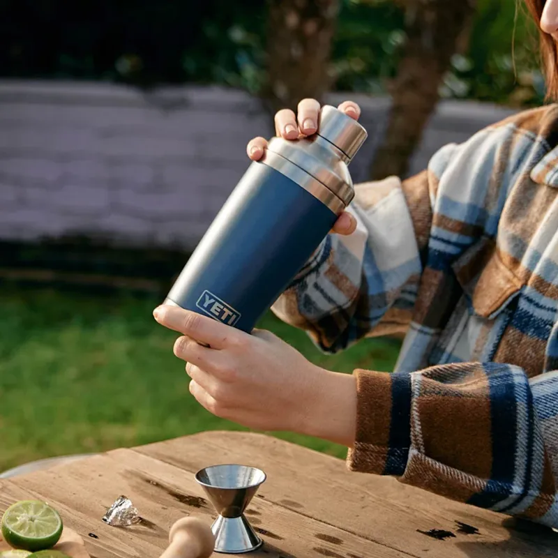 Yeti Cocktail Shaker 20oz Key Lime-5
