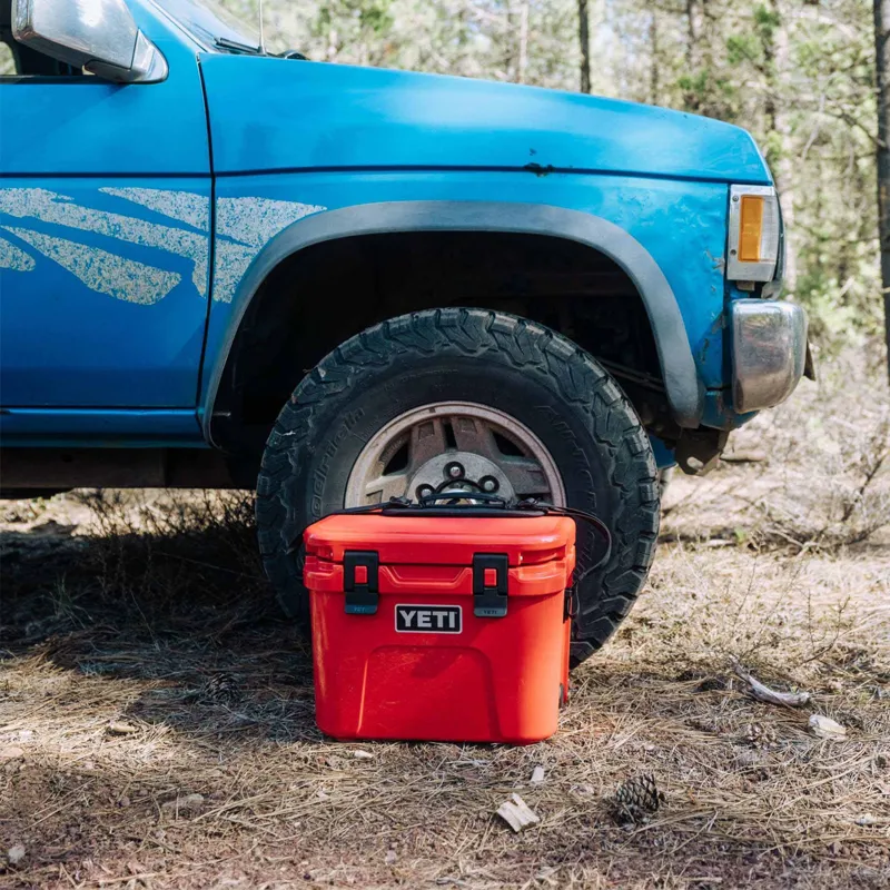 Yeti Roadie 15 Hard Cooler Royal Blue-10