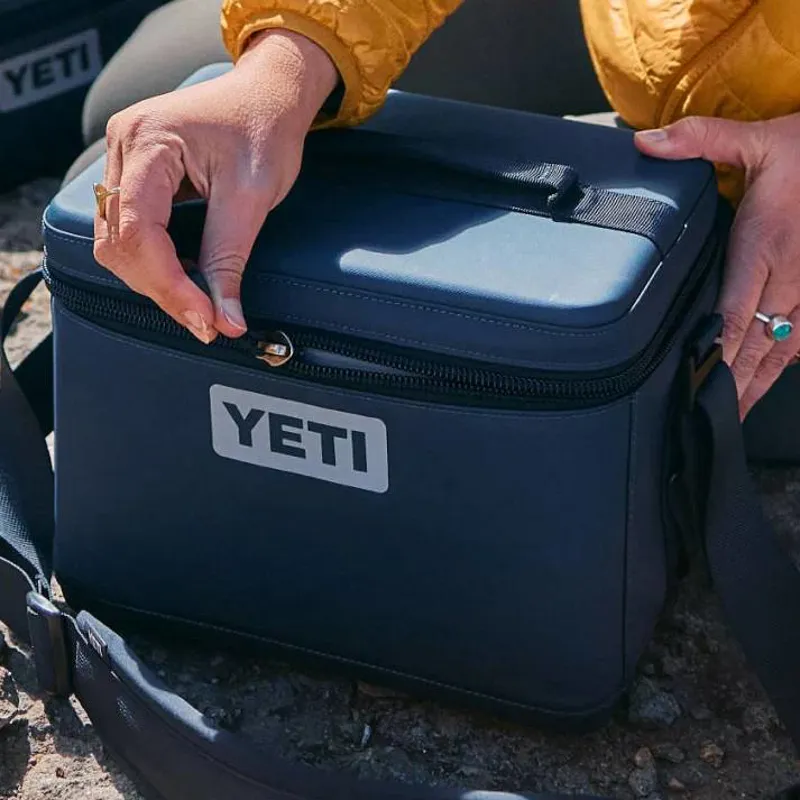 Yeti Daytrip Insulated lunchbox 9L Charcoal-8