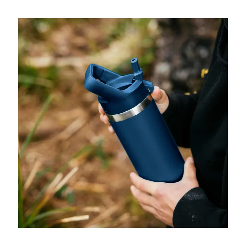 Yeti Rambler 18oz Straw Bottle Venom-6